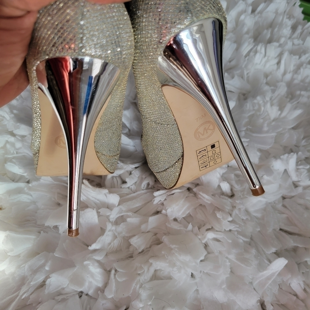 Michael Michael Kors heels - Picture 7 of 15
